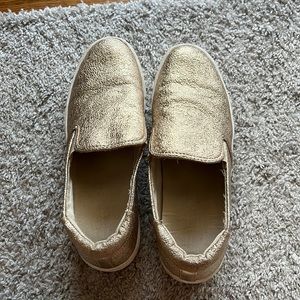 Kenneth Cole gold platform sneakers size 9